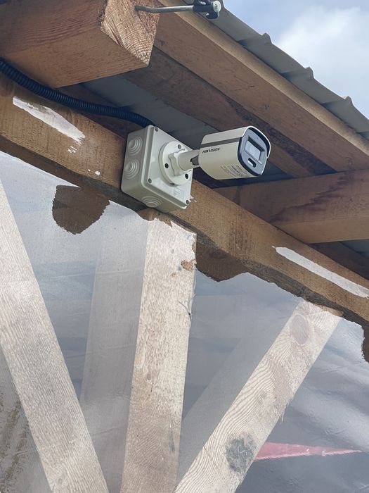 Camere supraveghere, alarma efractie, potti automatizate