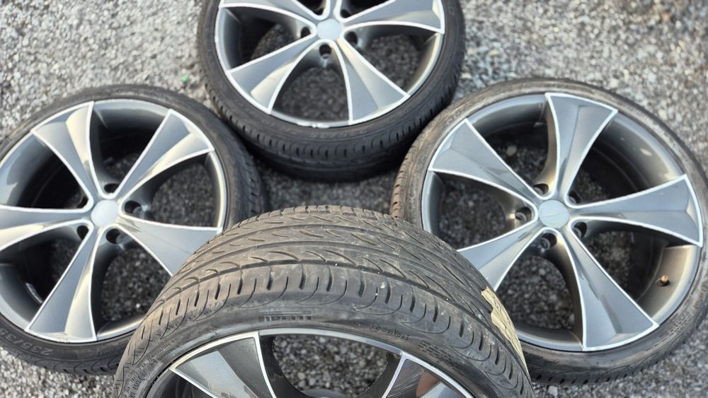 Джанти CARMANI 5/114.3 Toyota,Mitsubishi,Nissan 5x114.3

Употребявани,