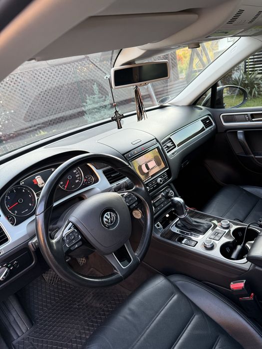Volkswagen Touareg Facelift 3.0 TDI Euro 6 FULL ! Pano ACC Ventilatie!