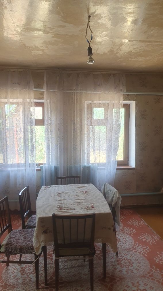 Продаётся участок 6.5 сотик.Адрес  искандар дом без ремонта надо ремон