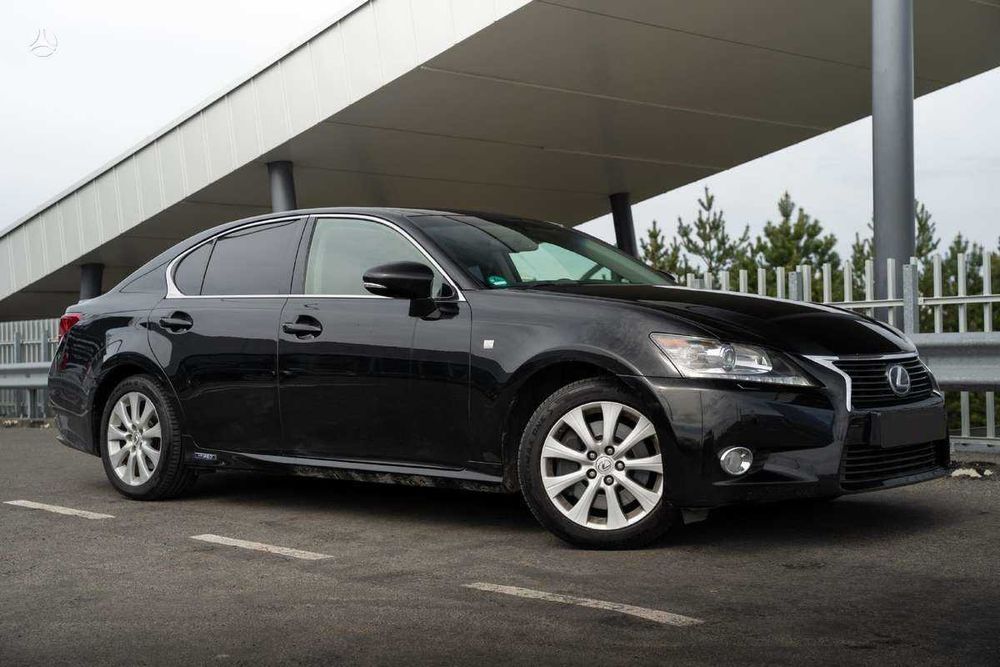 Lexus GS 300h 2015