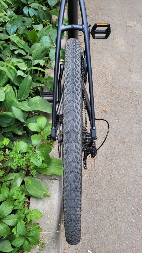 Гибридный велосипед Giant Roam 1 XL