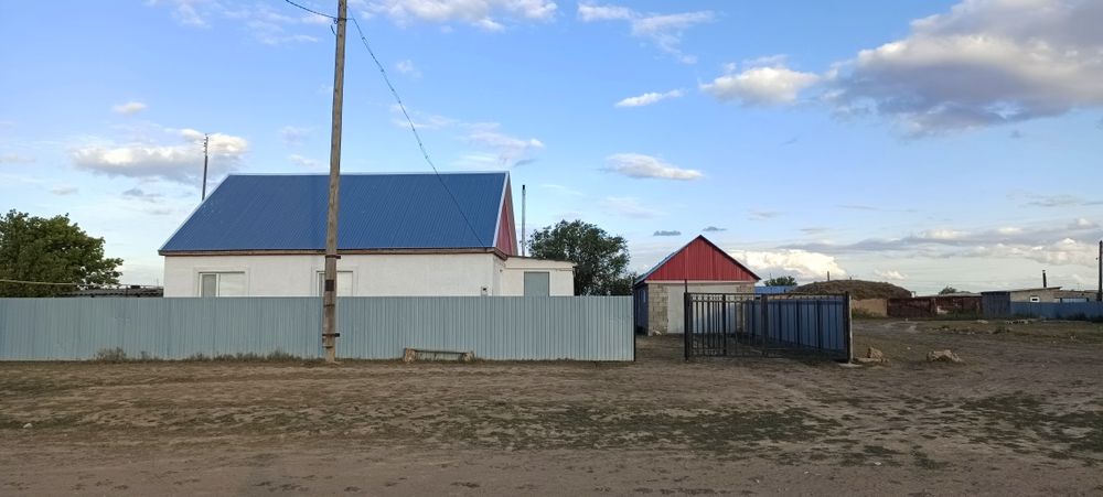 Продам дом 2015 года