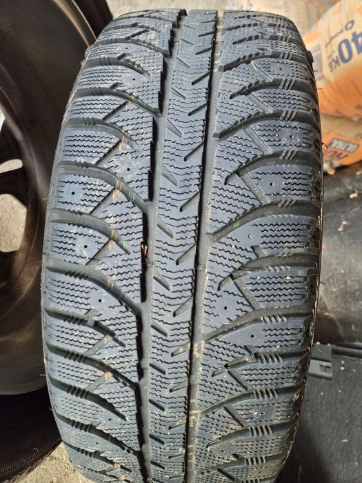 Jante r17 cu anvelope 225 55 r17 de iarna X1 F48/ X3G01 /  X2 f39