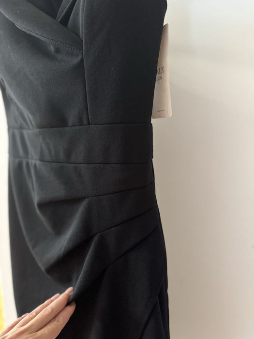Rochie neagra noua cu eticheta