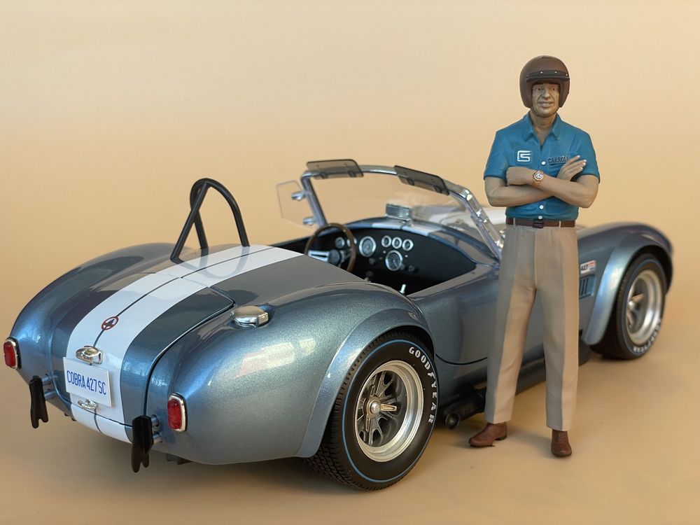 Figurina 1:18 Carroll Shelby