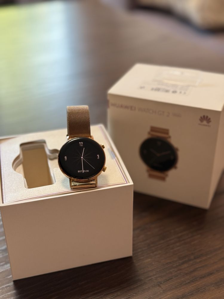 Дамски смарт часовник Huawei GT 2 Gold