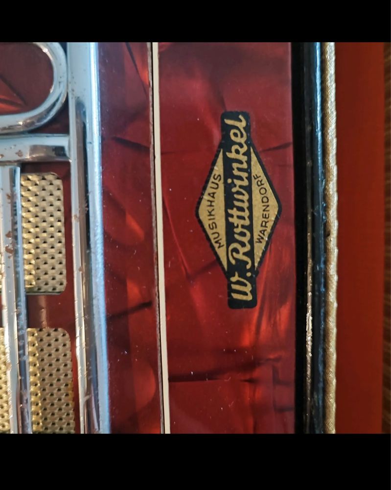 Acordeon in stare perfecta