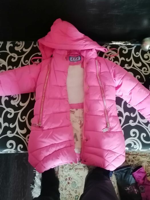 Greaca fete mărimea 122.