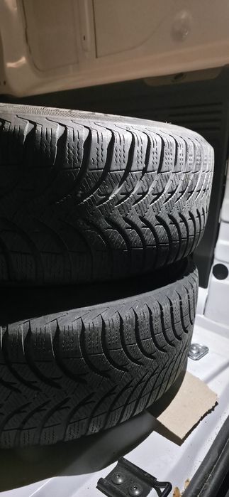 Vand roti cauciucuri iarna Bmw 205/60 r16 F30,F31,E90