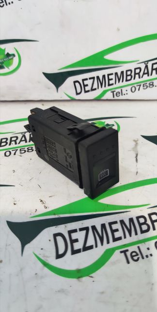 Buton dezaburire luneta Volkswagen VW Polo a 3-a generatie 6N (faceli