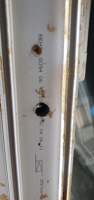 Vand geam termopan rehau cu roleta L114/h131