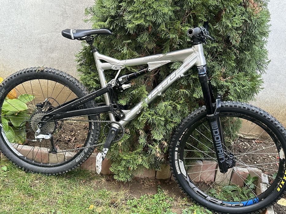 Vand yeti asx full suspension mtb