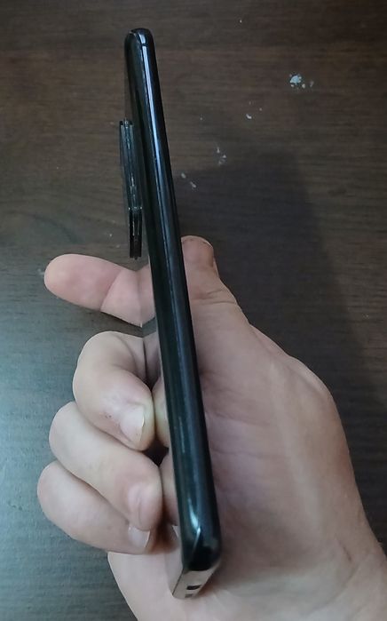 Samsung s20 ultra full box (12 Gb/128Gb)