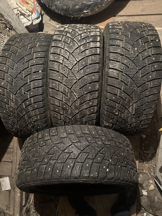 234/45/18  зимние шипы