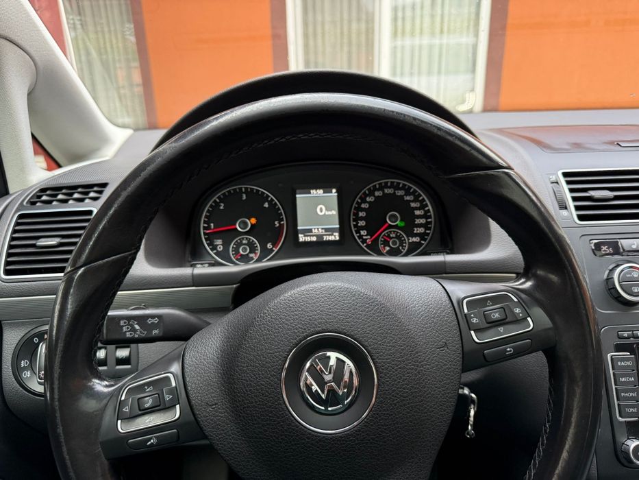 Vand touran 2012 2.0 tdi