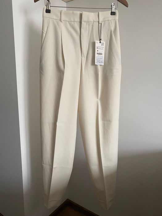 Pantaloni Noi cu eticheta, Zara