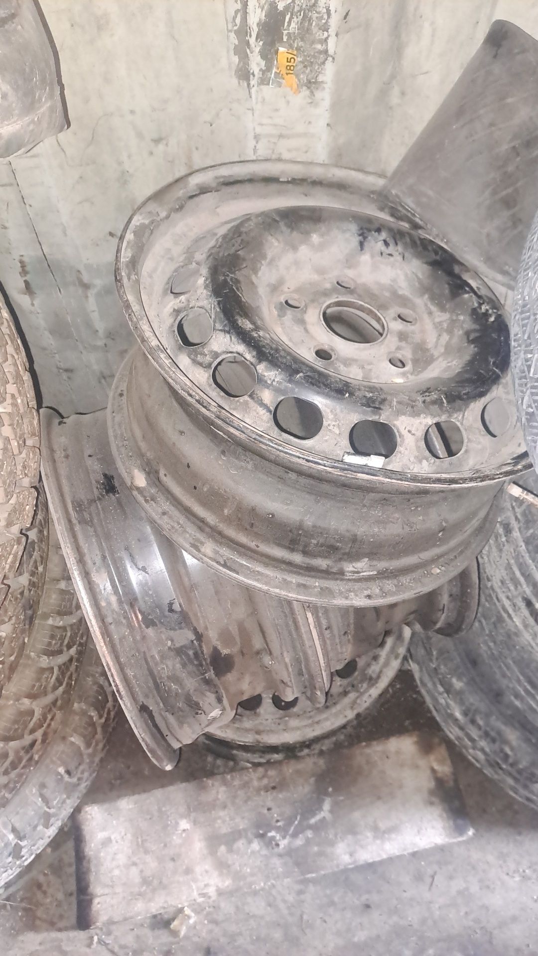 Диска Аудиге R15