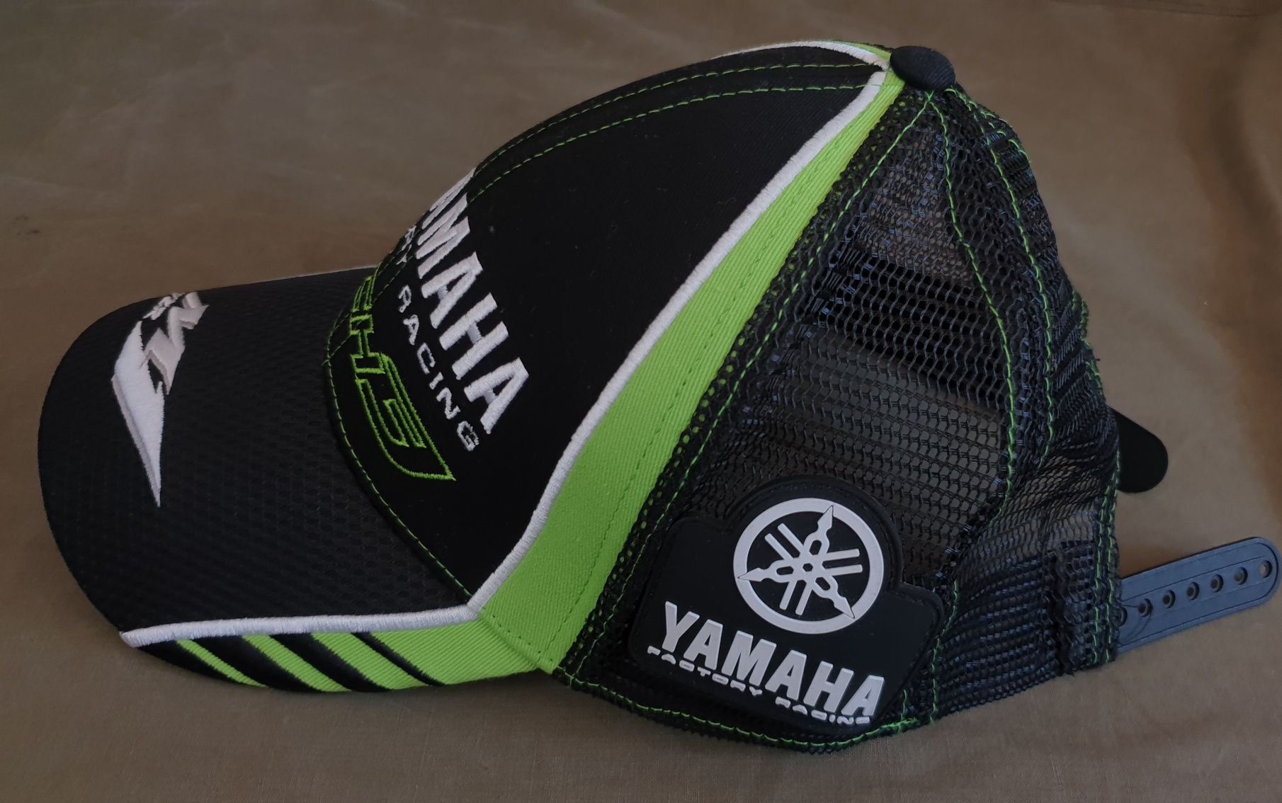 Оригинална шапка YAMAHA TECH 3
