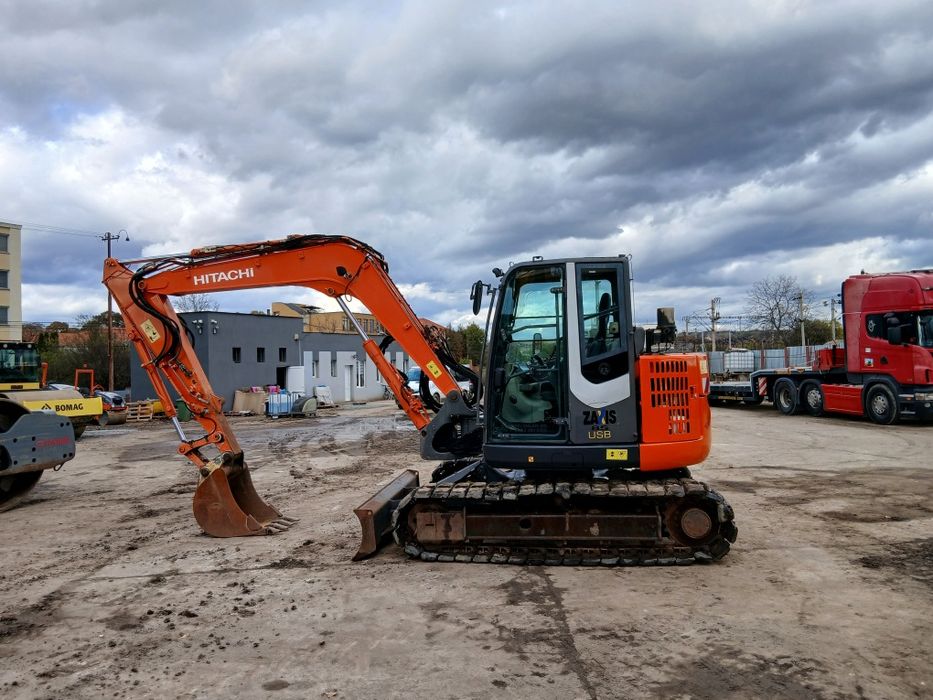 Vand excavator Hitachi 85 USB LC