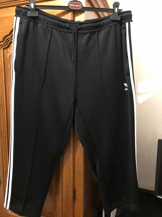 Pantaloni Adidas noi