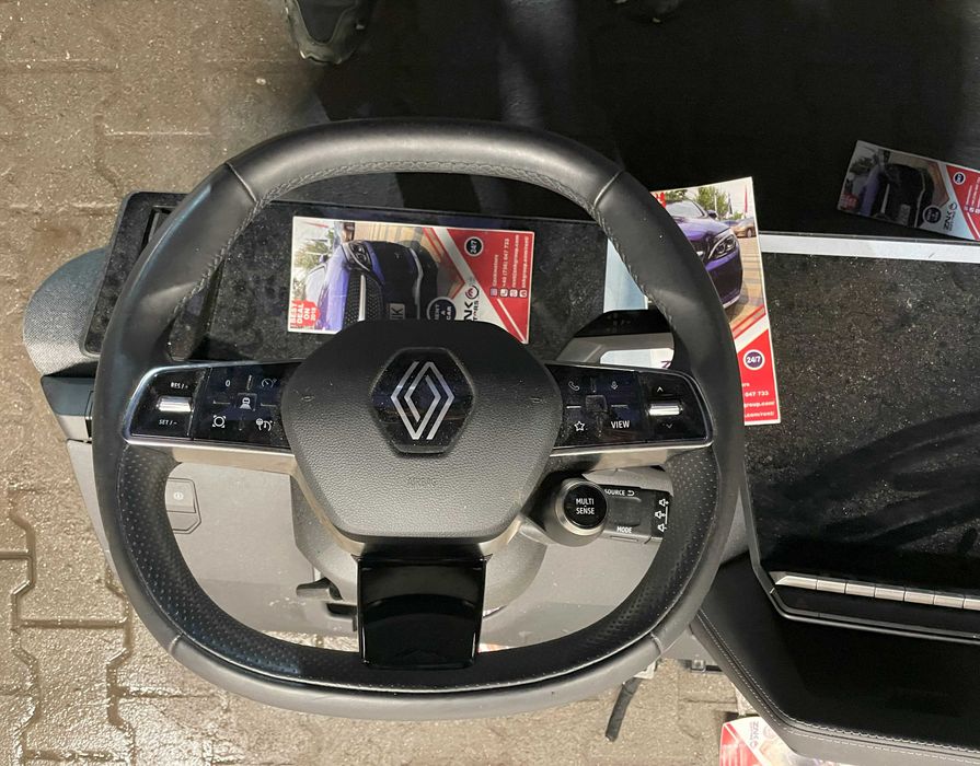 Renault Megane E Tech electric EV - kit airbag - plansa bord - centuri