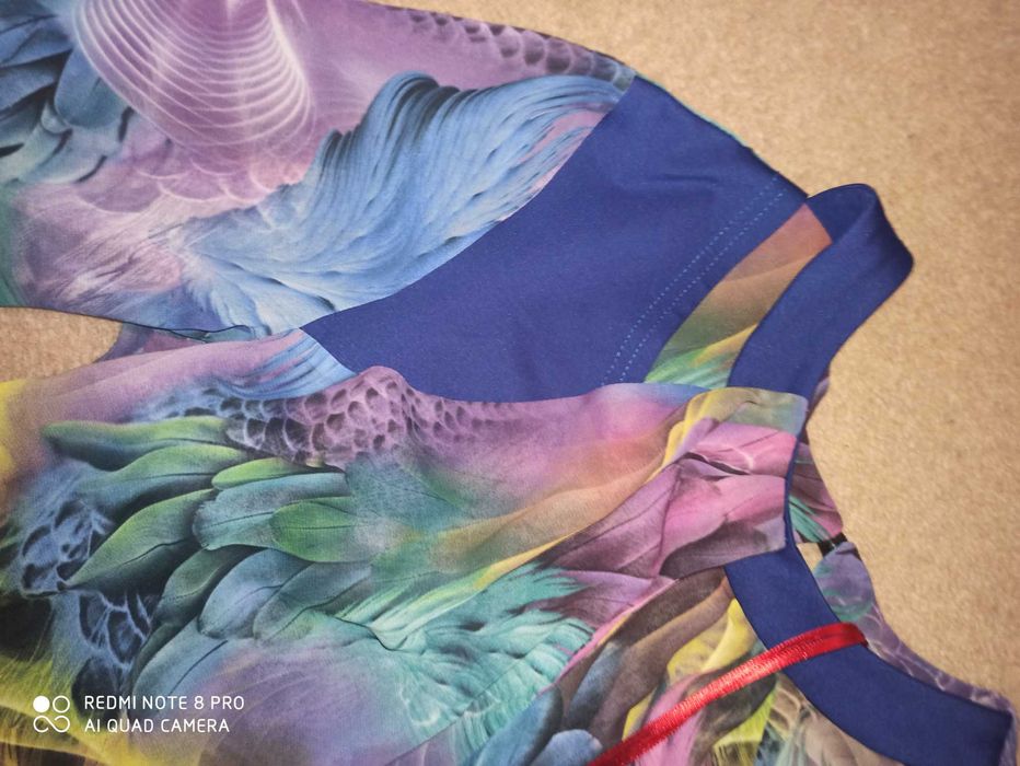 Дамска блуза в страхотни преливащи цветове