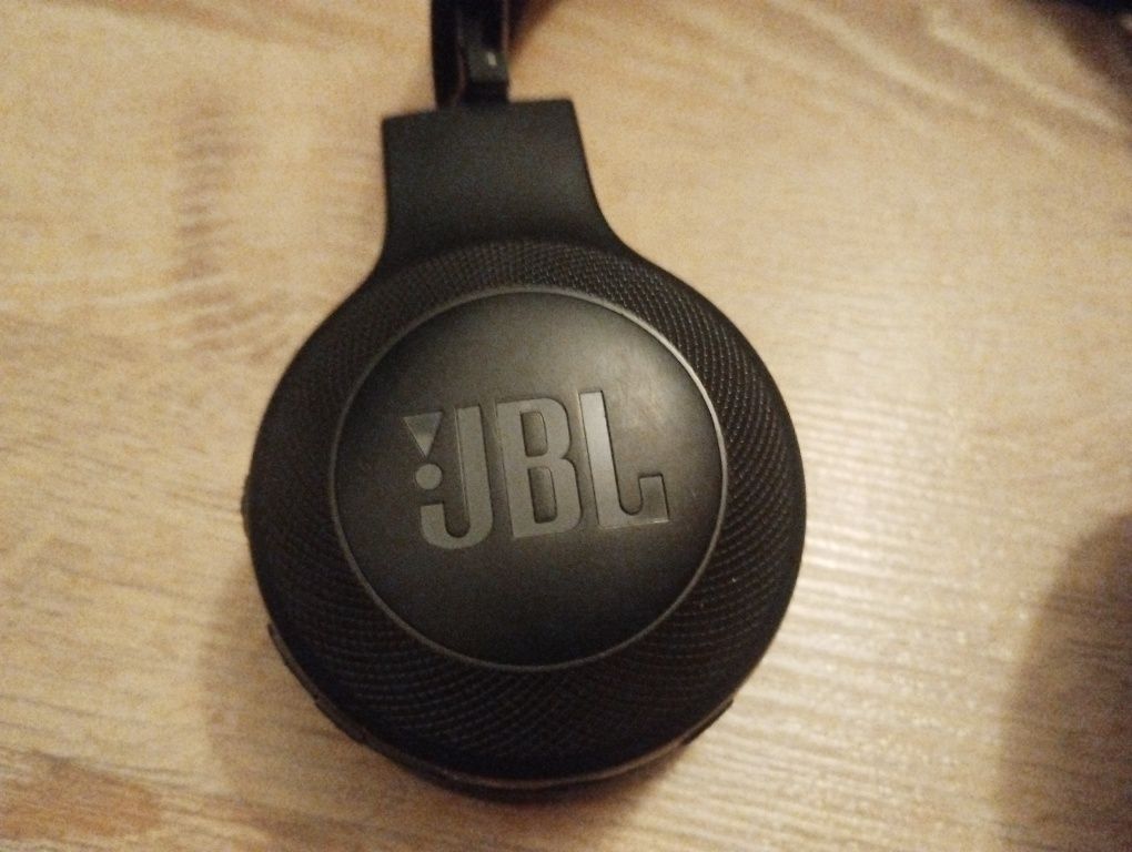 Căști JBL in condiție buna