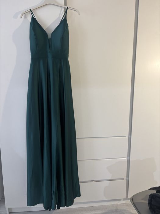 Сатенена бална рокля