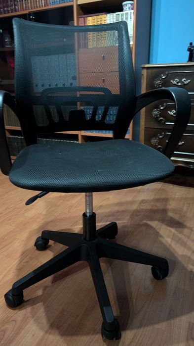 Компьютерное кресло