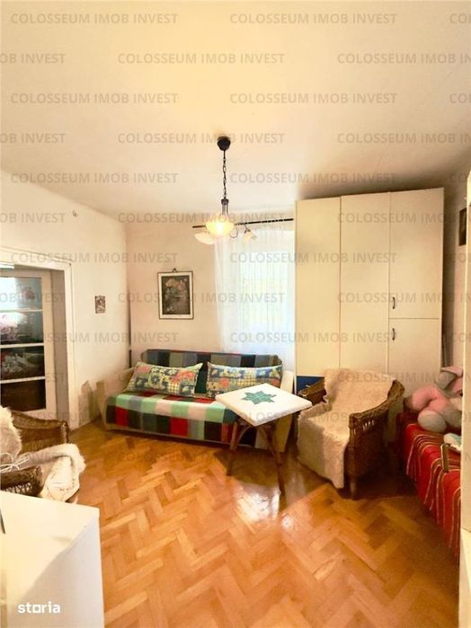 Apartament 4 camere,pretabil si pentru spatiu comercial - zona Patria