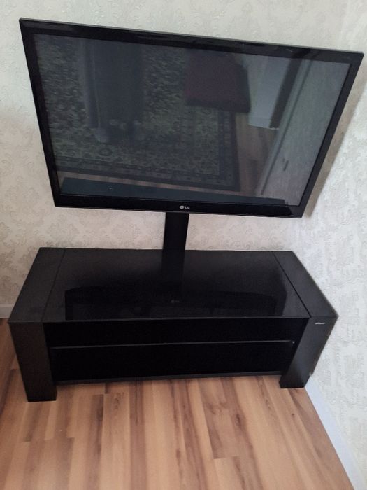 Телевизор б/у продается