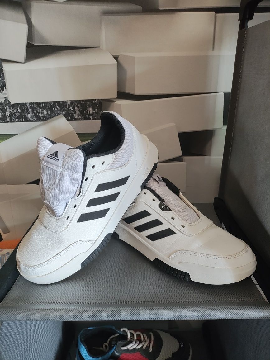 Маратонки Adidas 38 номер