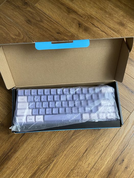 клавиатура MageGee TS91 фиолетовый цвет