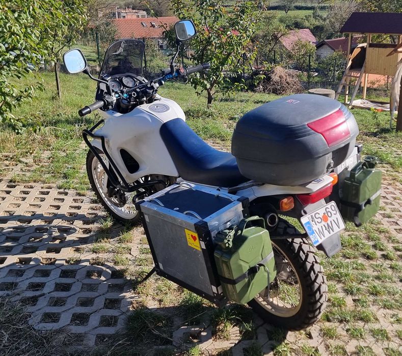 Motocicletă Aprilia Pegaso 650 (1996)