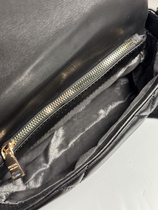 Дамска чанта Prada