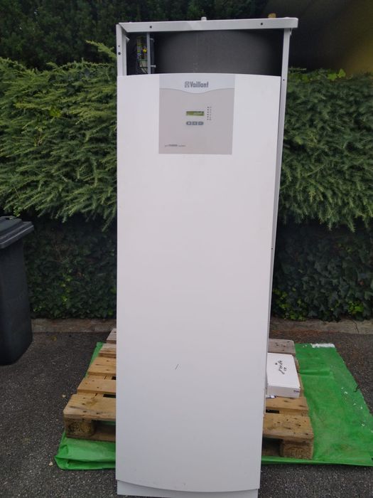 Centrală Termică Modernă - Instalație Nouă / Foarte Bine Păstrată

Des