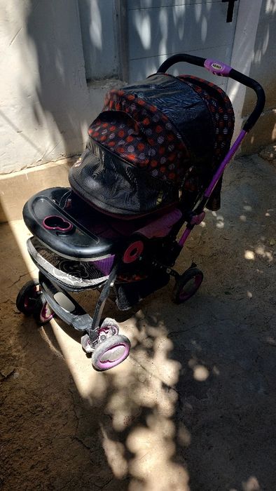 Bolalar uchun kolyaska ko'p ishlatilmagan sifati yaxshi saqlangan