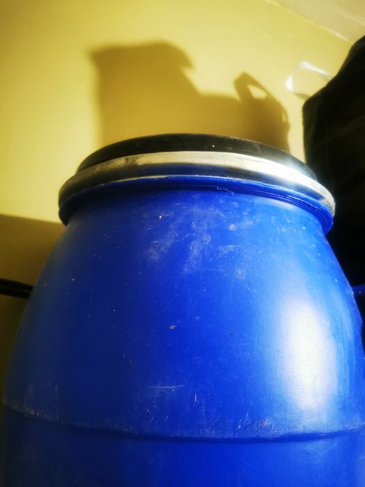 Туба за вода с канелка 10l + бидон 20l