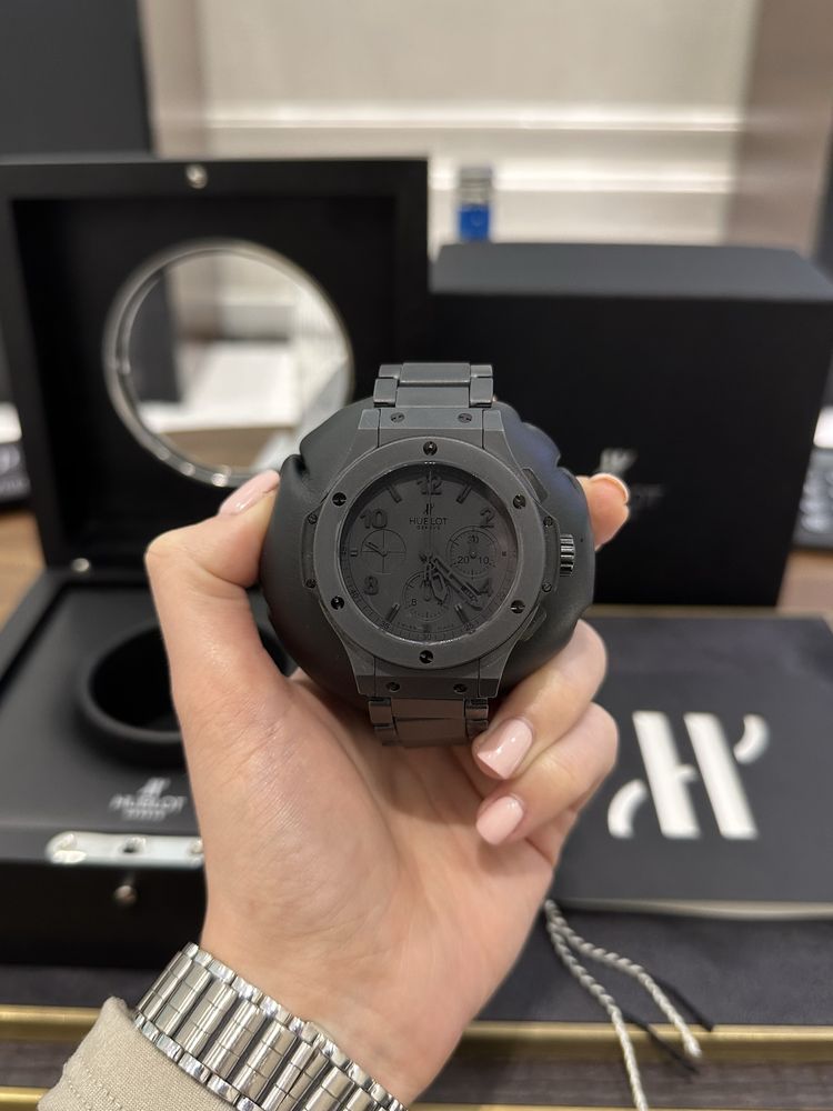 Hublot Big Bang 44mm Black Ceramic All Black