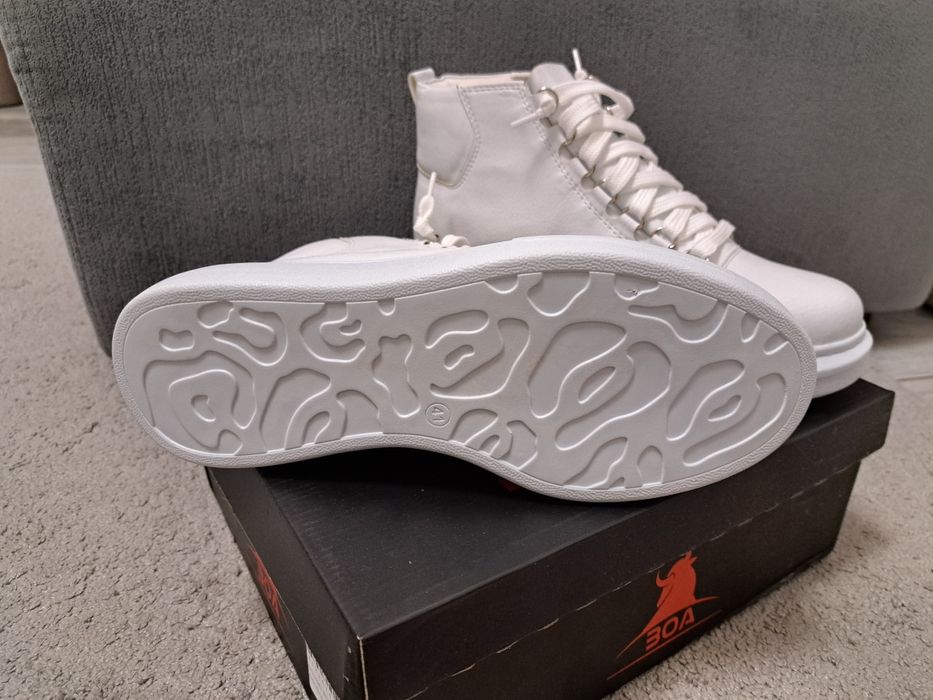 Ghete Noi/Model Bărbătesc/Mărime 41/Albe