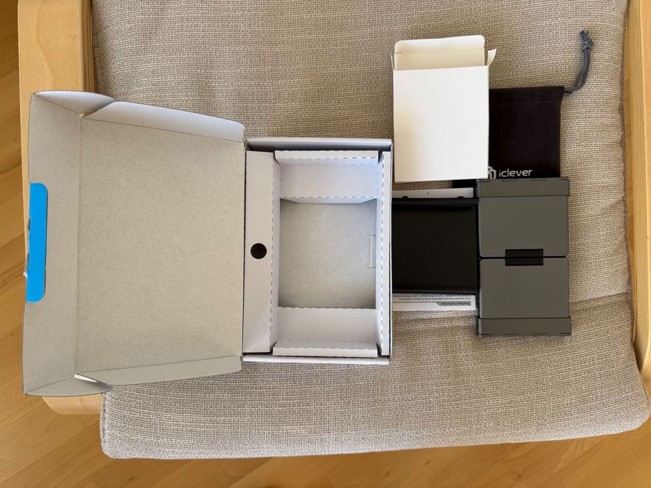 iClever IC-BK08 Bluetooth 5.1 клавиатура, сгъваема, USB-C, преносима