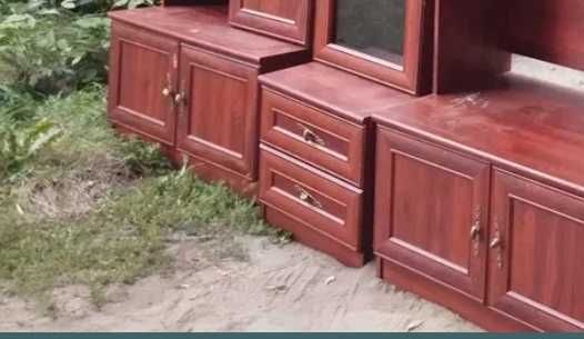 Тумбы три штуки под тв