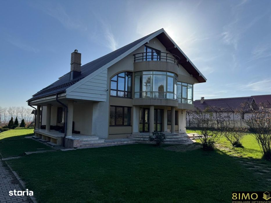 Vila deosebita de inchiriat, 200 mp, in Moara Nica, central