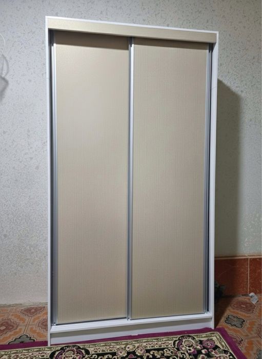 мебель прихожий и посудный