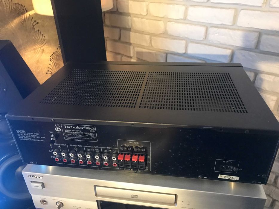 Technics SU-V300 amplificator