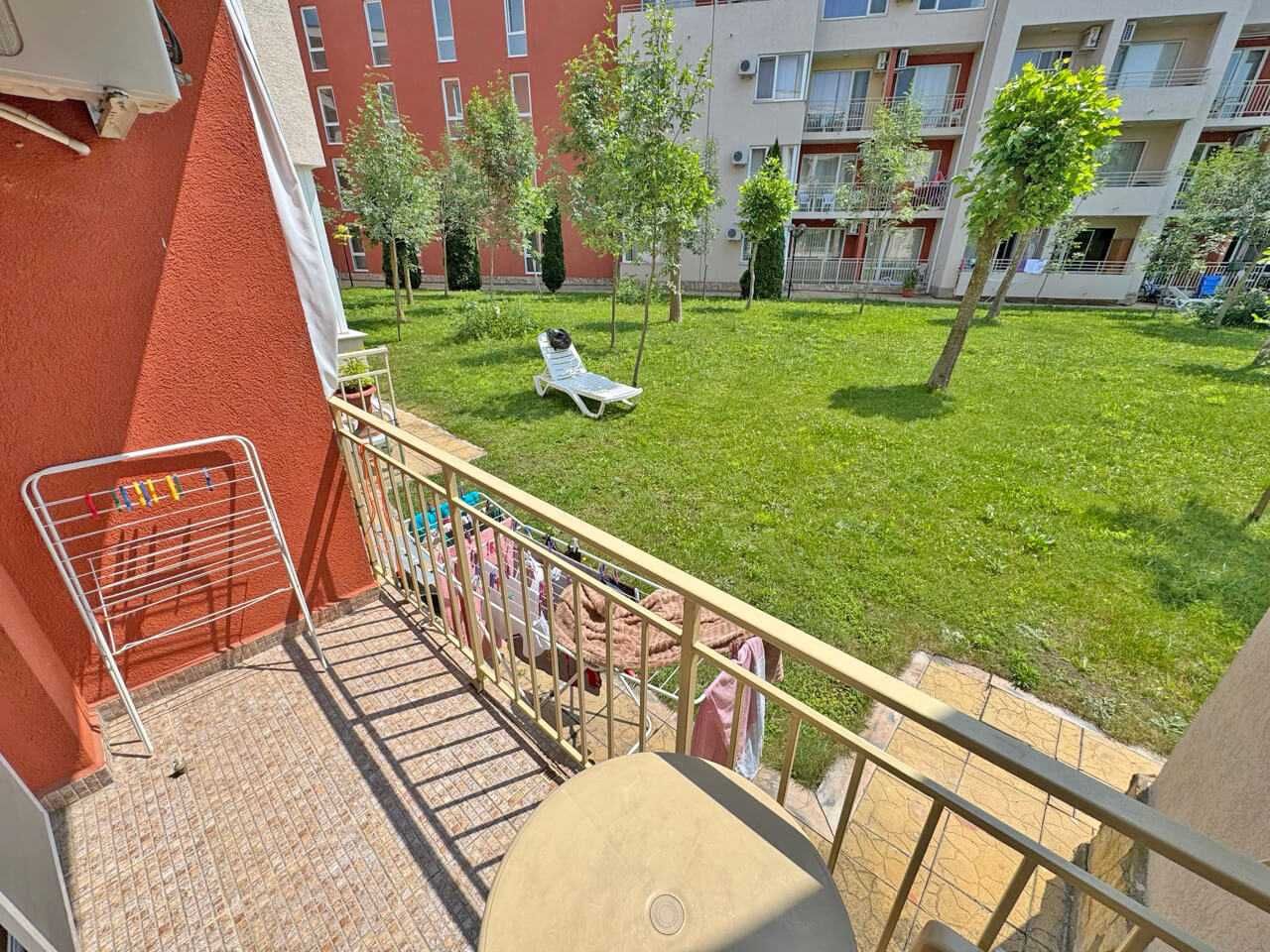 Продава се Едностаен апартамент в к.к. Слънчев бряг - 29 кв.м за 1483 €/кв.м - Снимка #6