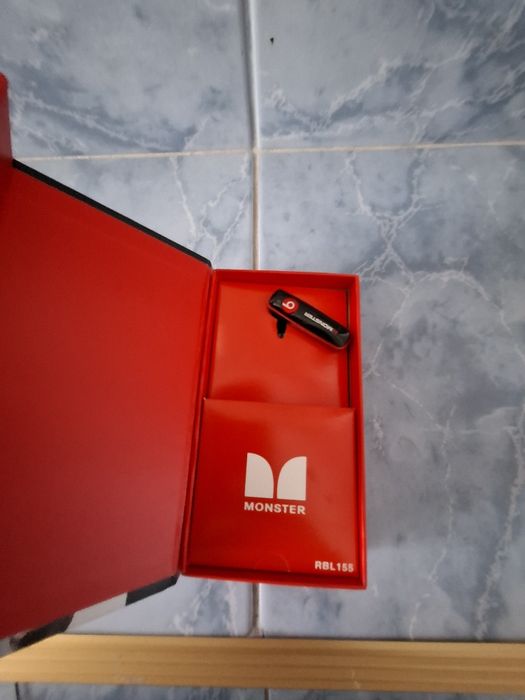 Casti diverse modele