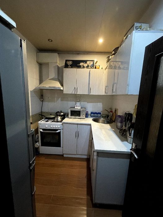 Срочно квартира сотилади чилонзарда