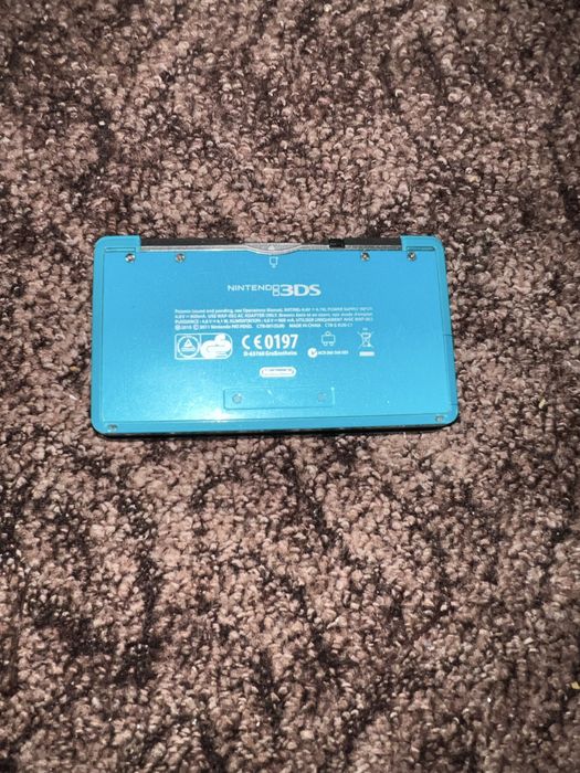 Nintendo 3ds aqua blue